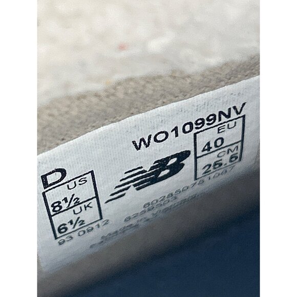 New Balance Womens Winter Hiking Boots Size 8.5 Navy Vibram Sole Primaloft - Picture 7 of 10